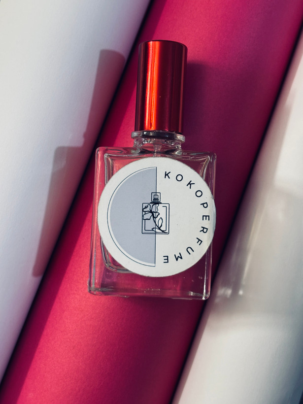 اسانس عطر لطافه یارا صورتی - ادکلن زنانه